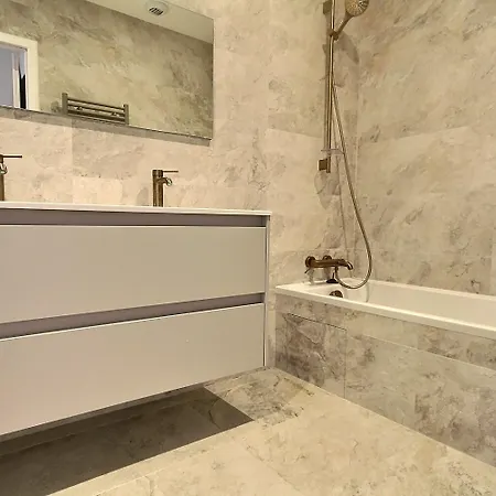 Avec Piscine Proche Paris Villa