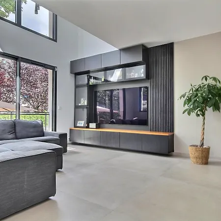 Avec Piscine Proche Paris Villa